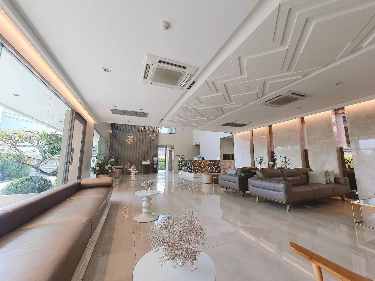 Hotel Ana Park Chiang Mai Extérieur photo